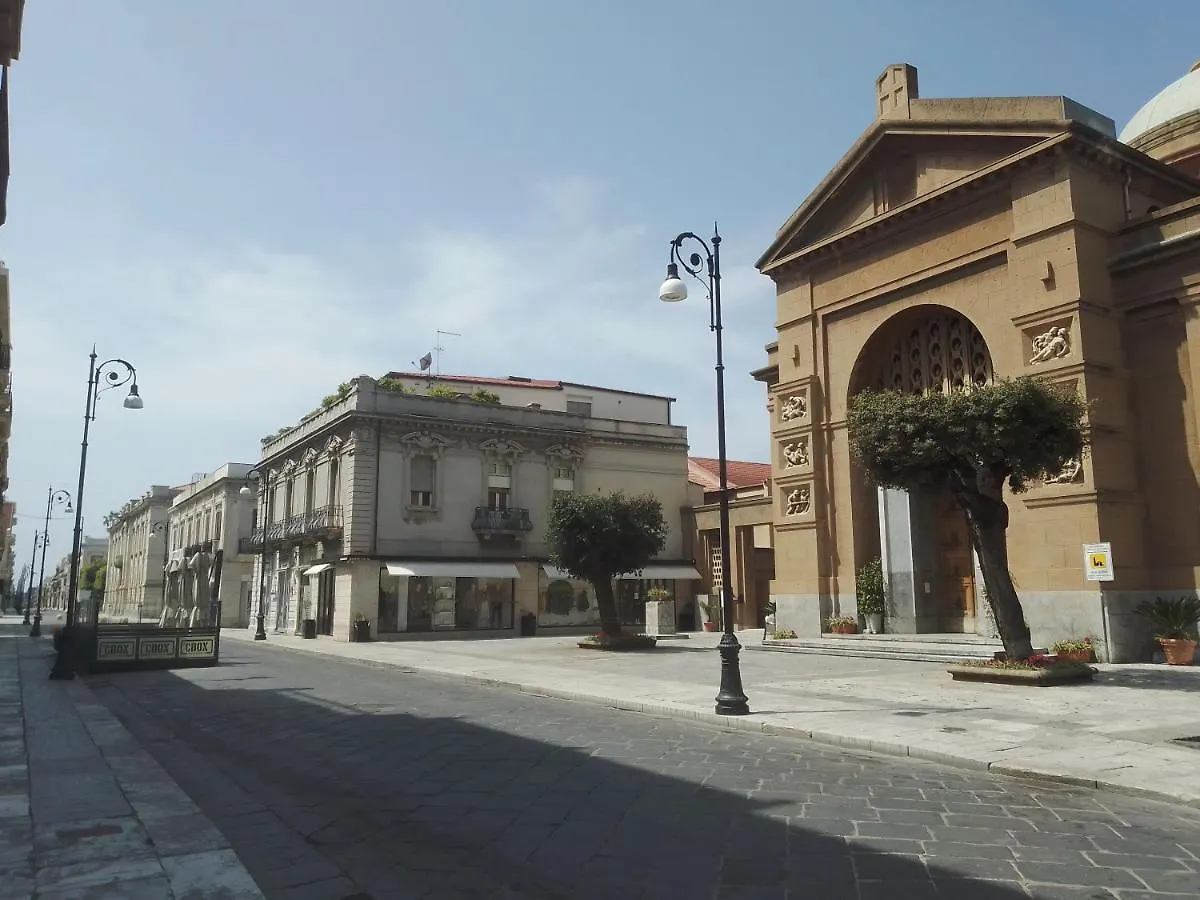 Al Torrione B&B Ρέτζιο ντι Καλάμπρια Bed and Breakfast